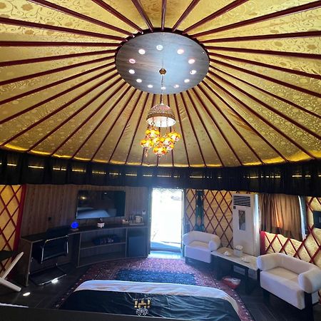Iyi Luxury Inn Swat Saidu Sharif Exterior foto