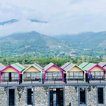 Iyi Luxury Inn Swat Saidu Sharif Exterior foto