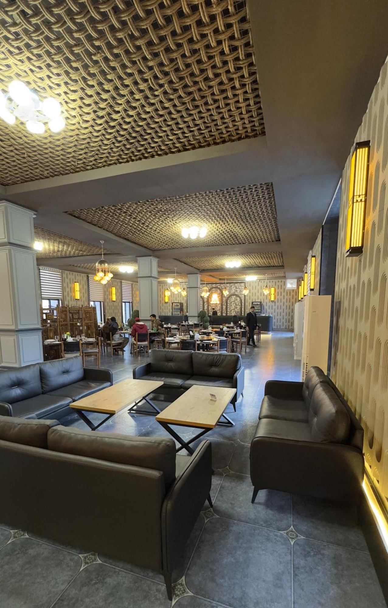 Iyi Luxury Inn Swat Saidu Sharif Exterior foto