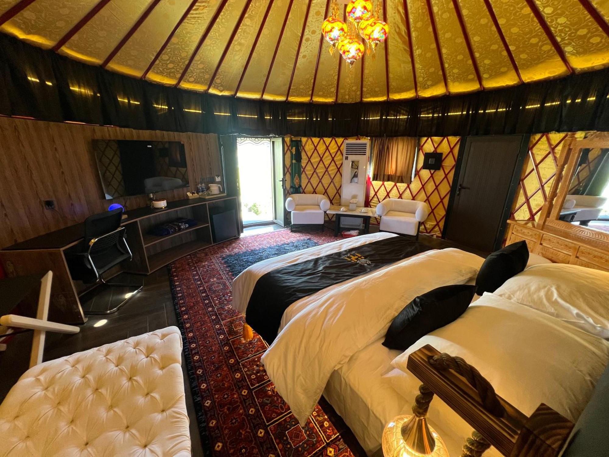 Iyi Luxury Inn Swat Saidu Sharif Exterior foto