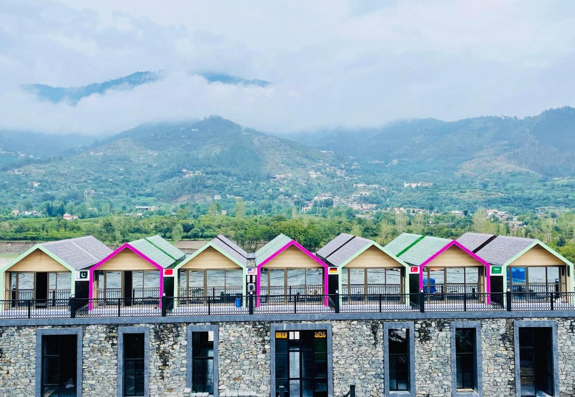 Iyi Luxury Inn Swat Saidu Sharif Exterior foto
